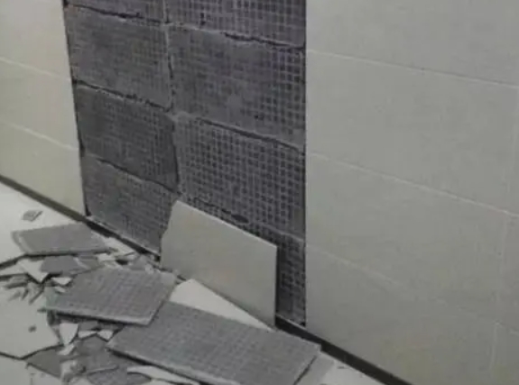湖滨瓷砖空鼓维修公司分享下湖滨墙砖松动维修的知识